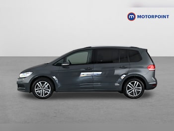 Used Volkswagen Touran 2025 for sale - 79514097: Photo