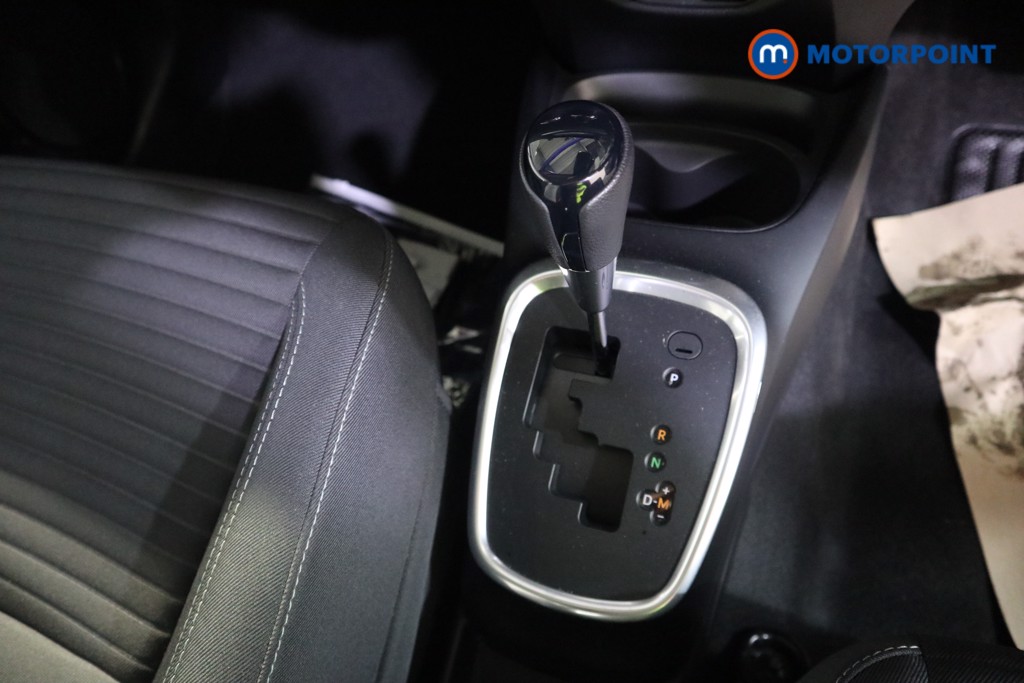 Used Toyota Yaris 2019 for sale - 78001463: Photo 17