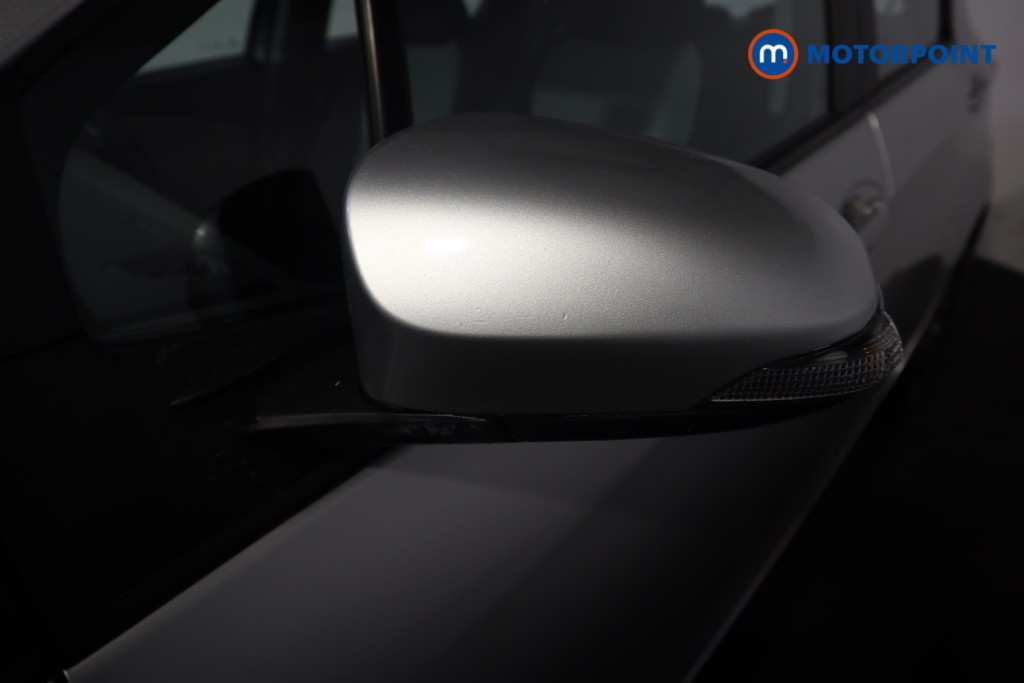 Used Toyota Yaris 2019 for sale - 78001463: Photo 40