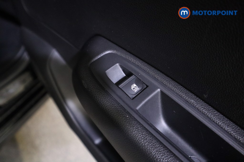 Used Renault Clio 2023 for sale - 77340381: Photo 25