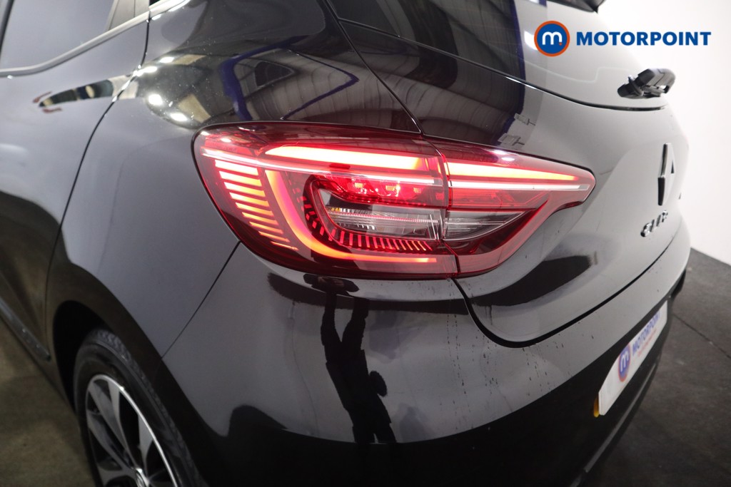 Used Renault Clio 2023 for sale - 77340381: Photo 32