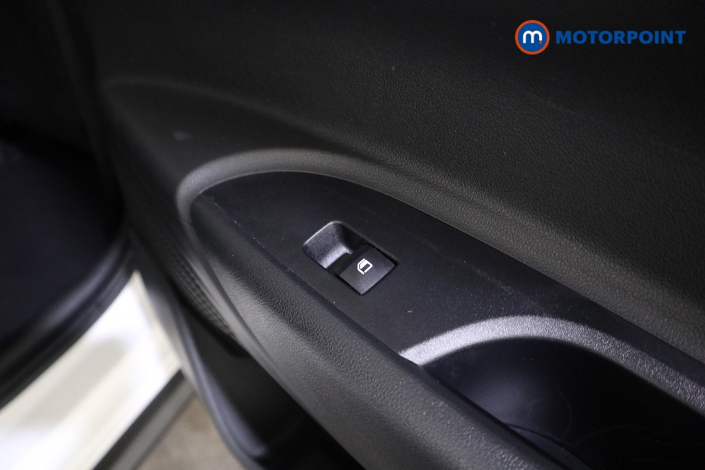 Used Hyundai i20 2023 for sale - 76402826: Photo 25