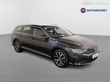 Volkswagen - Passat