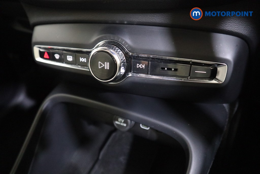 Used Volvo XC40 2023 for sale - 76946198: Photo 16