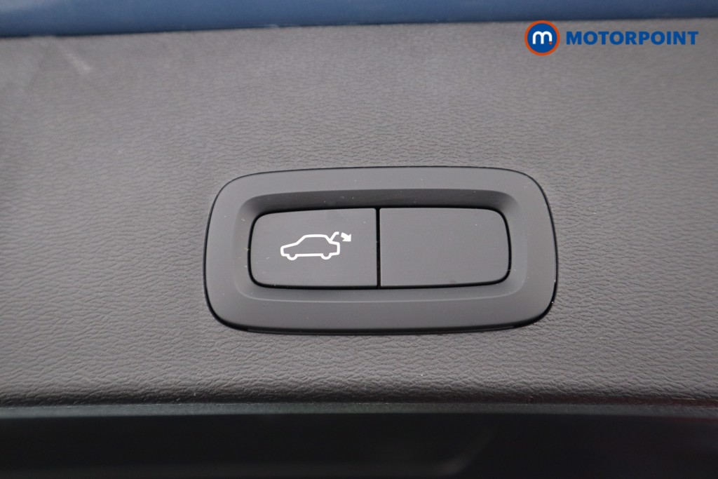 Used Volvo XC40 2023 for sale - 76946198: Photo 25