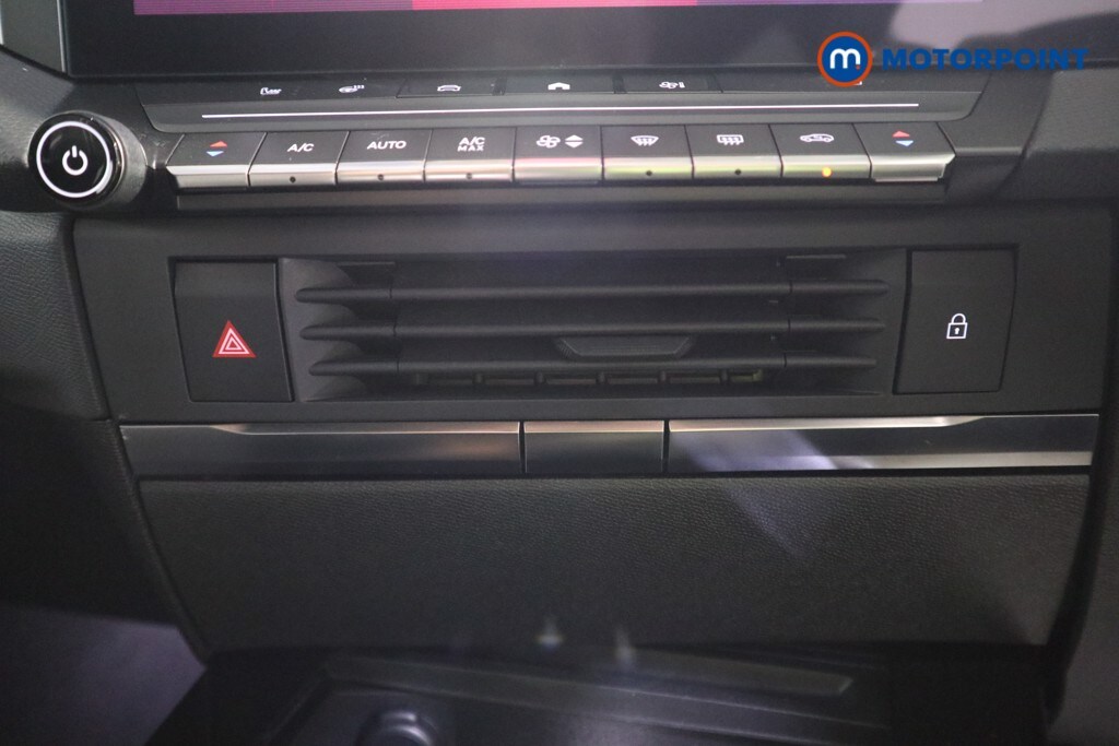 Used Vauxhall Astra 2024 for sale - 78197059: Photo 15