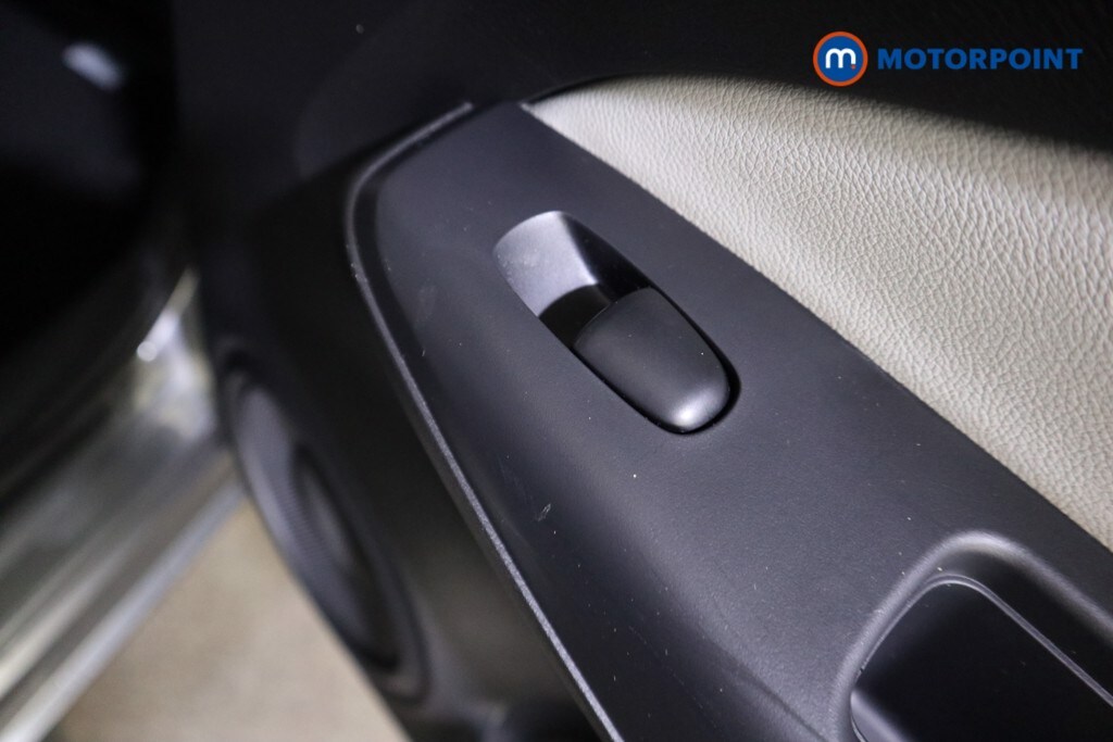 Used Nissan Juke 2023 for sale - 77500564: Photo 27