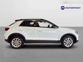 Used Volkswagen T-Roc 2025 for sale - 79736165: Photo