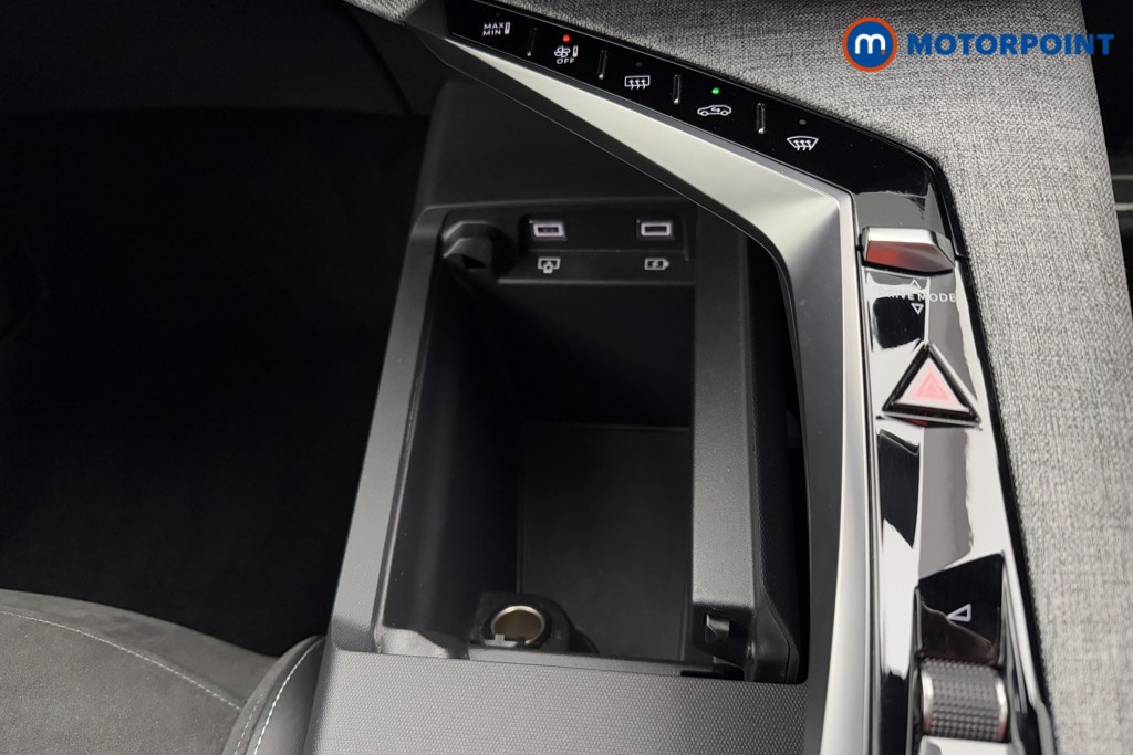 Used Peugeot 3008 2024 for sale - 76985128: Photo 24