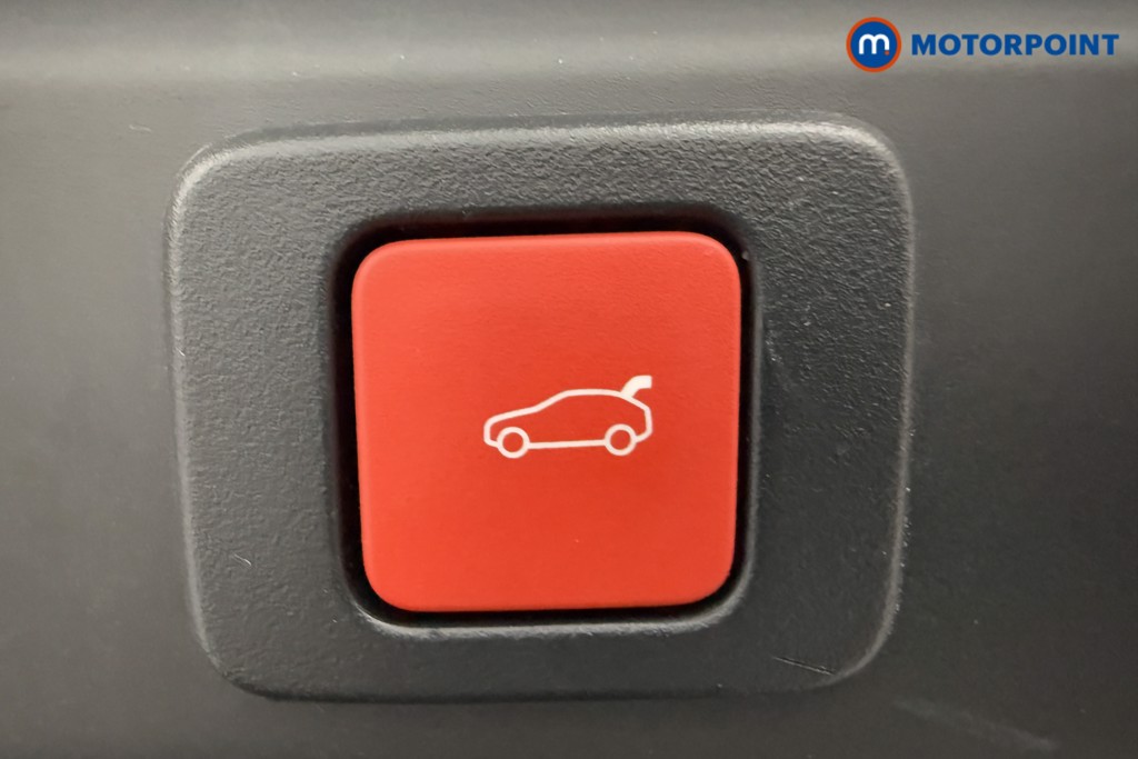 Used Peugeot 3008 2024 for sale - 76985128: Photo 41