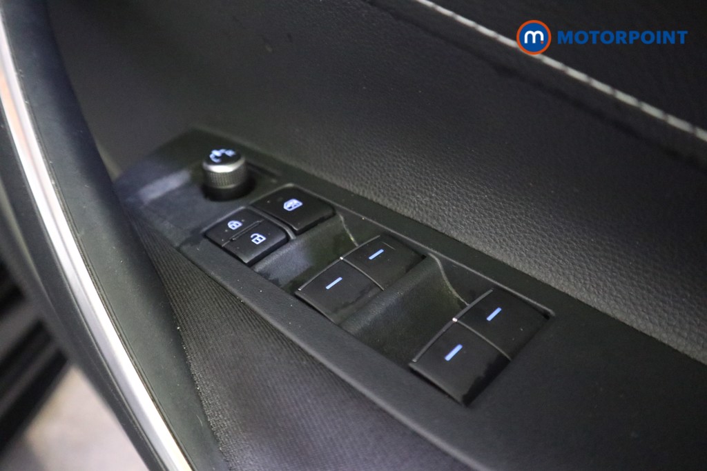 Used Toyota Corolla 2020 for sale - 76206340: Photo 20