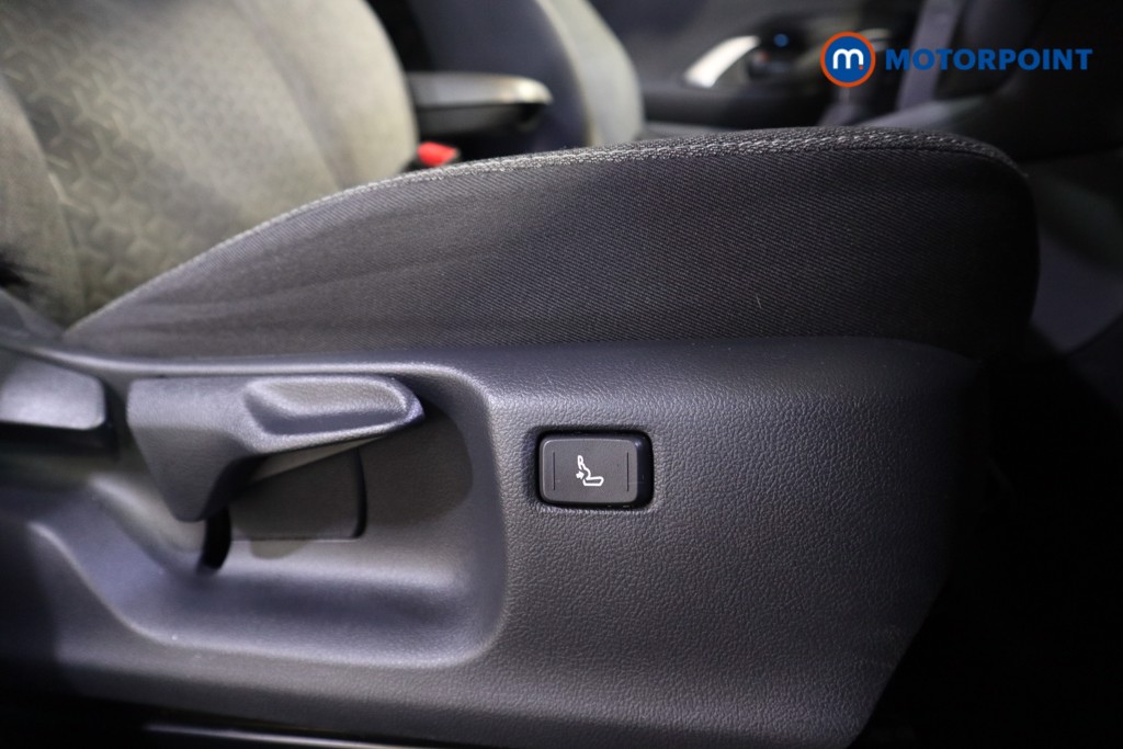 Used Toyota Yaris Cross 2022 for sale - 78015471: Photo 22