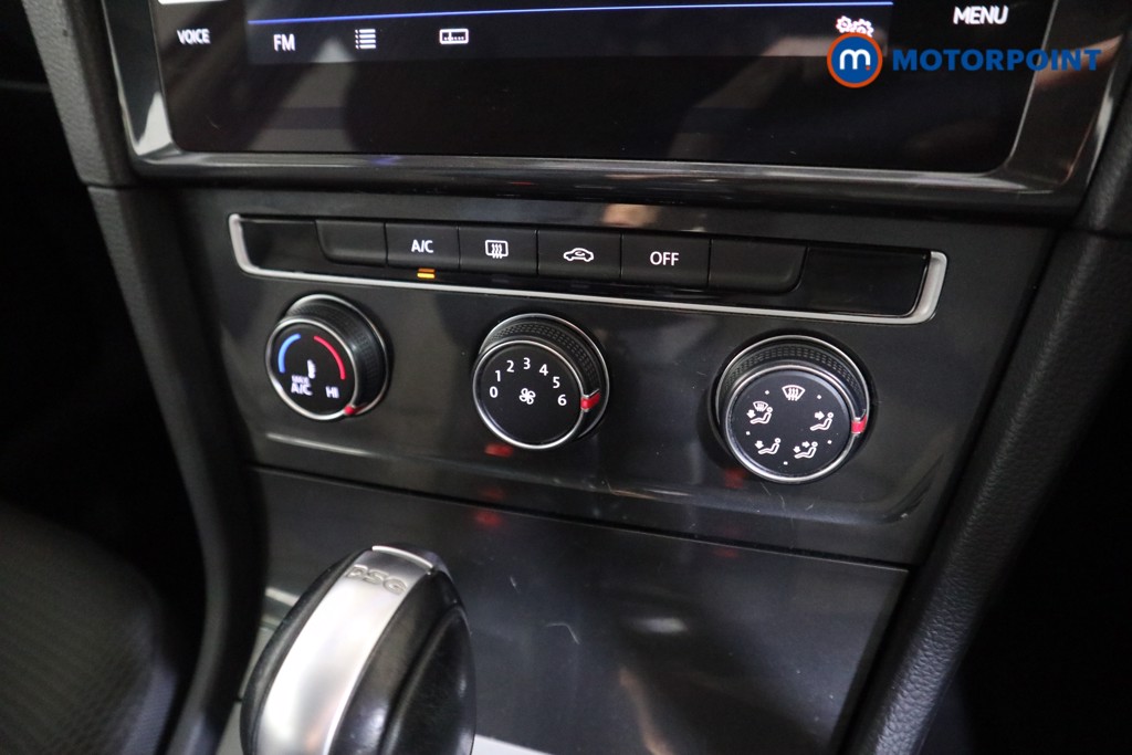 Used Volkswagen Golf 2019 for sale - 76972167: Photo 15