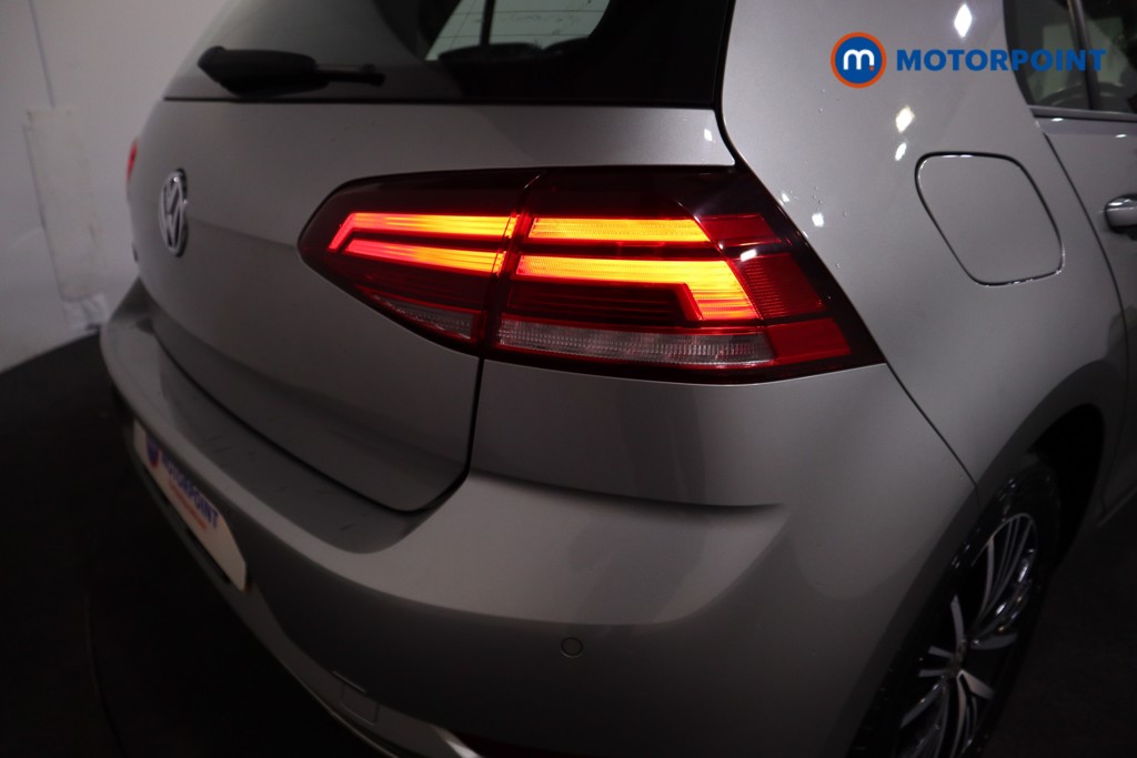 Used Volkswagen Golf 2019 for sale - 76972167: Photo 32