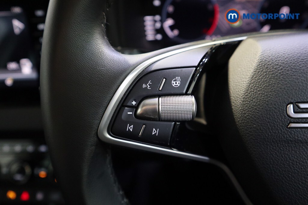 Used Skoda Karoq 2025 for sale - 77932172: Photo 11