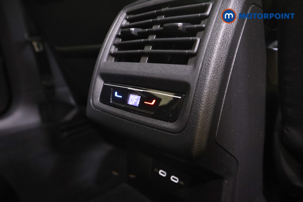 Used Volkswagen Golf for sale - 77187173: Photo 25