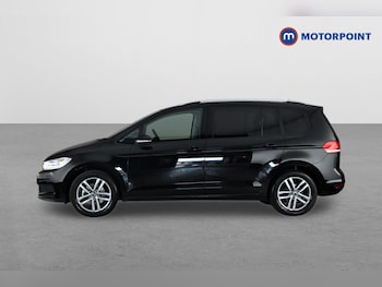 Used Volkswagen Touran 2025 for sale - 79502599: Photo