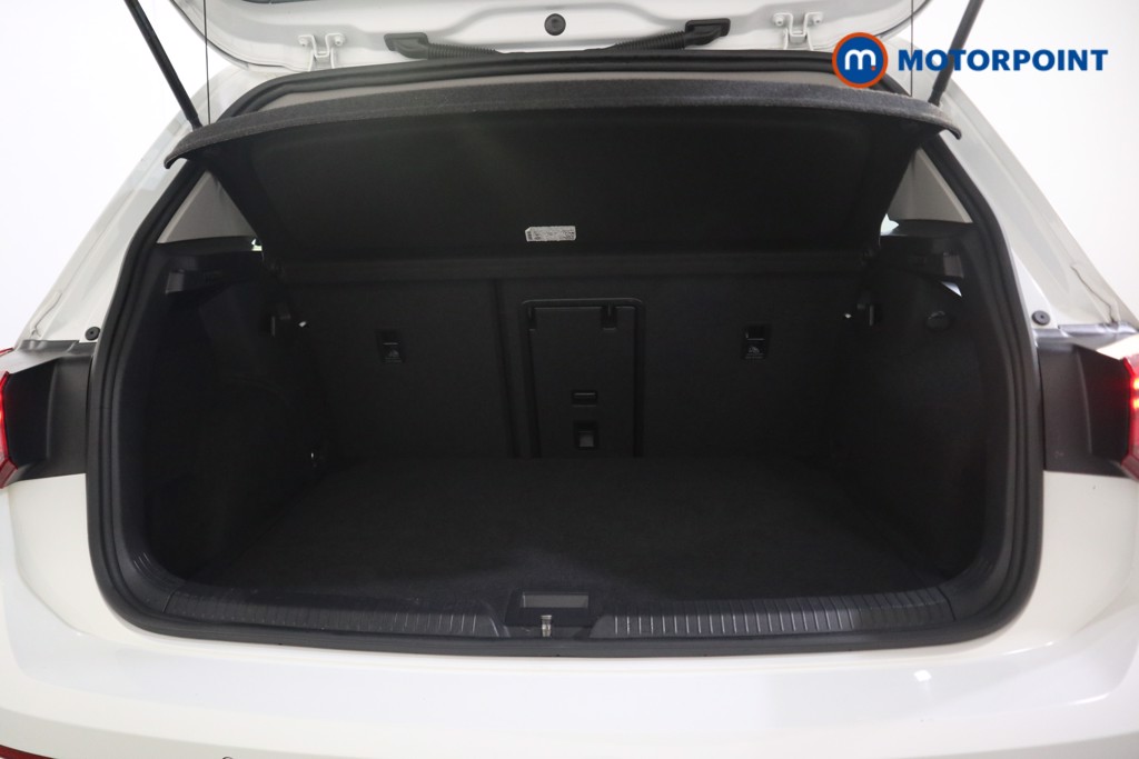 Used Volkswagen Golf 2020 for sale - 76118056: Photo 21