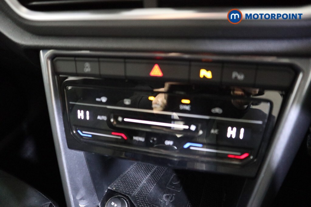 Used Volkswagen T-Roc 2022 for sale - 77404118: Photo 15