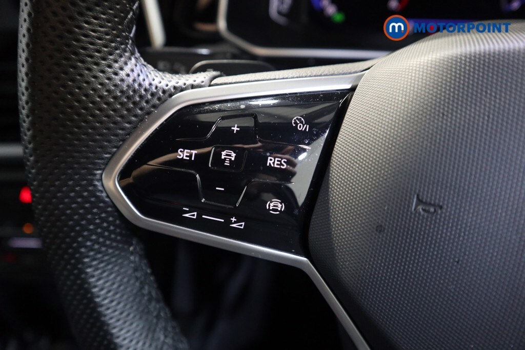 Used Volkswagen T-Roc 2022 for sale - 76209610: Photo 11