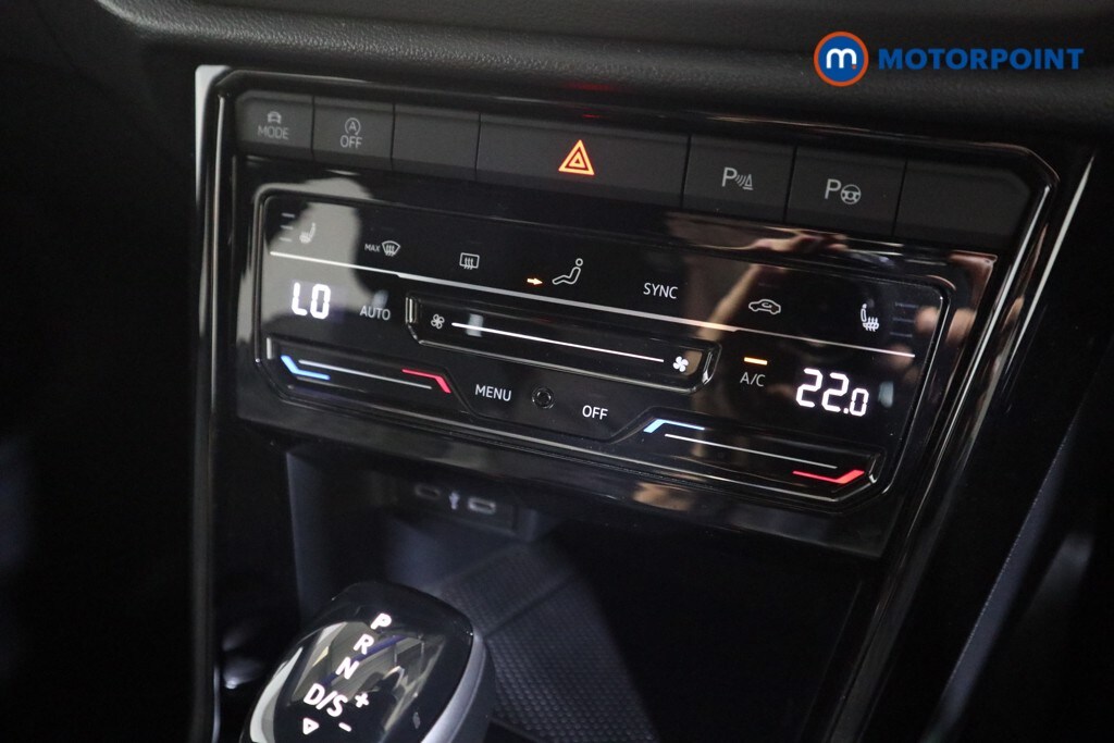 Used Volkswagen T-Roc 2022 for sale - 76209610: Photo 15