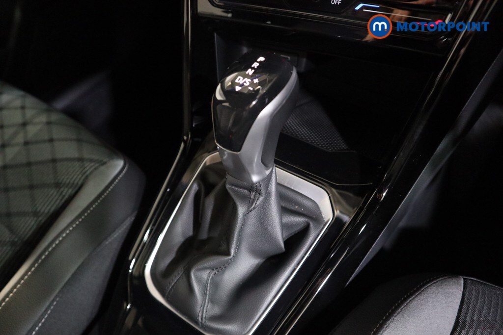 Used Volkswagen T-Roc 2022 for sale - 76209610: Photo 16