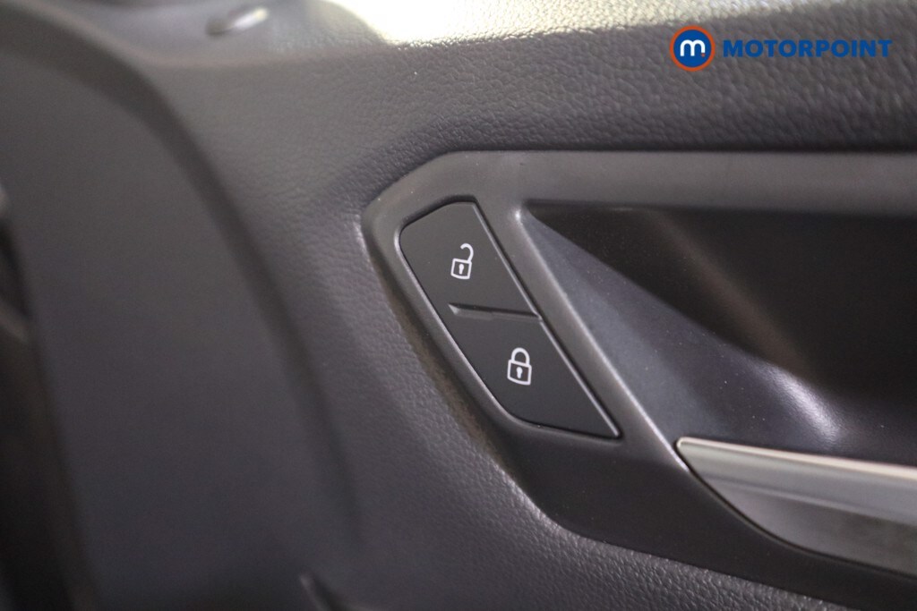 Used Volkswagen T-Roc 2022 for sale - 76209610: Photo 18