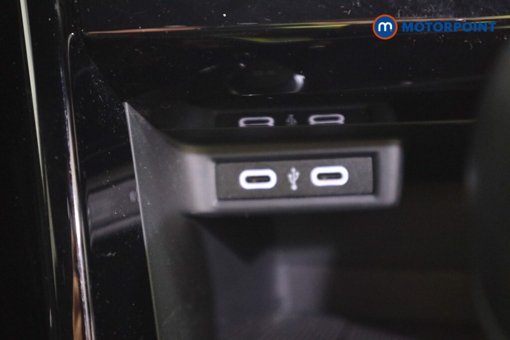 Used Volkswagen T-Roc for sale - 78144105: Photo 16