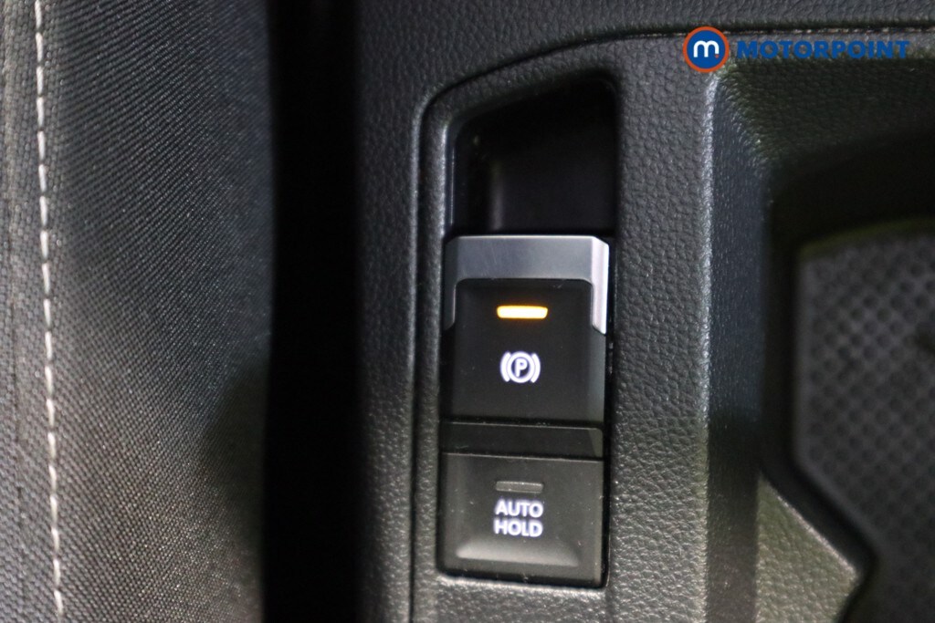 Used Volkswagen T-Roc for sale - 78144105: Photo 18