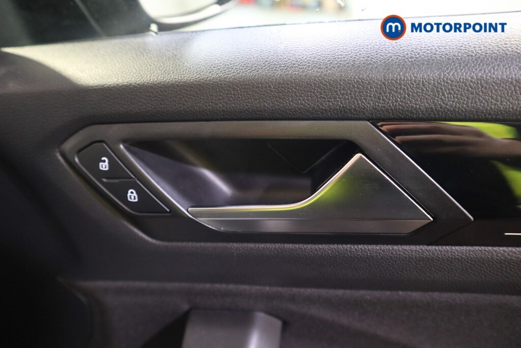 Used Volkswagen T-Roc for sale - 78144105: Photo 23