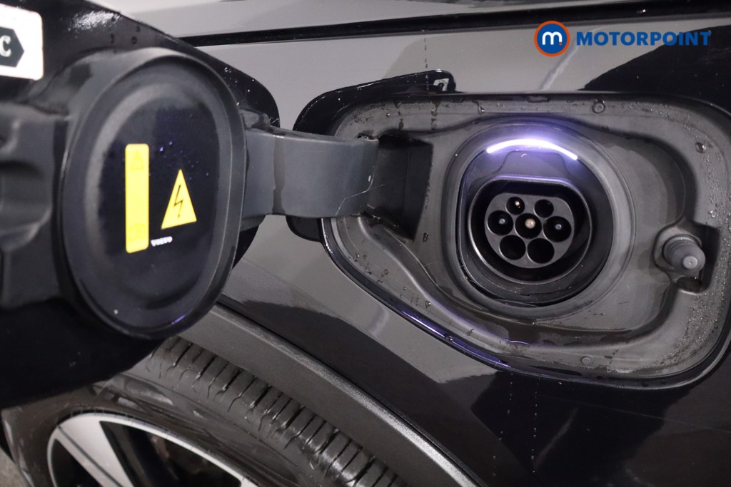 Used Volvo XC40 2022 for sale - 77312790: Photo 41