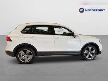 Used Volkswagen Tiguan 2017 for sale - 79689392: Photo