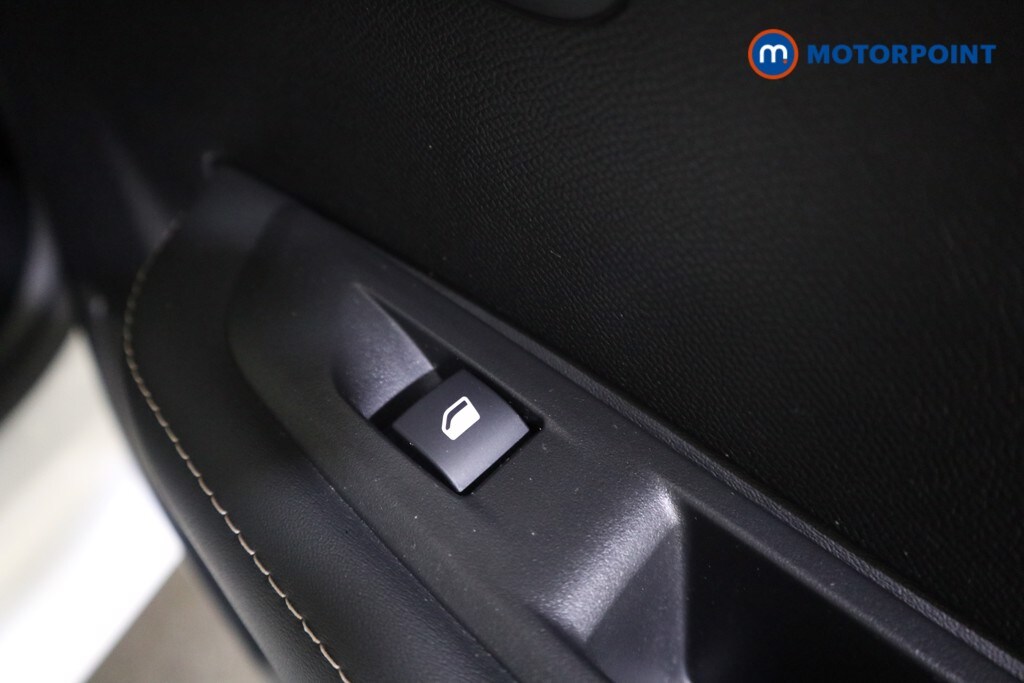 Used Peugeot 208 2024 for sale - 77674905: Photo 28