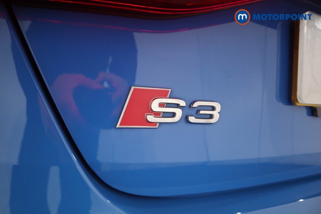 Vehicle 33