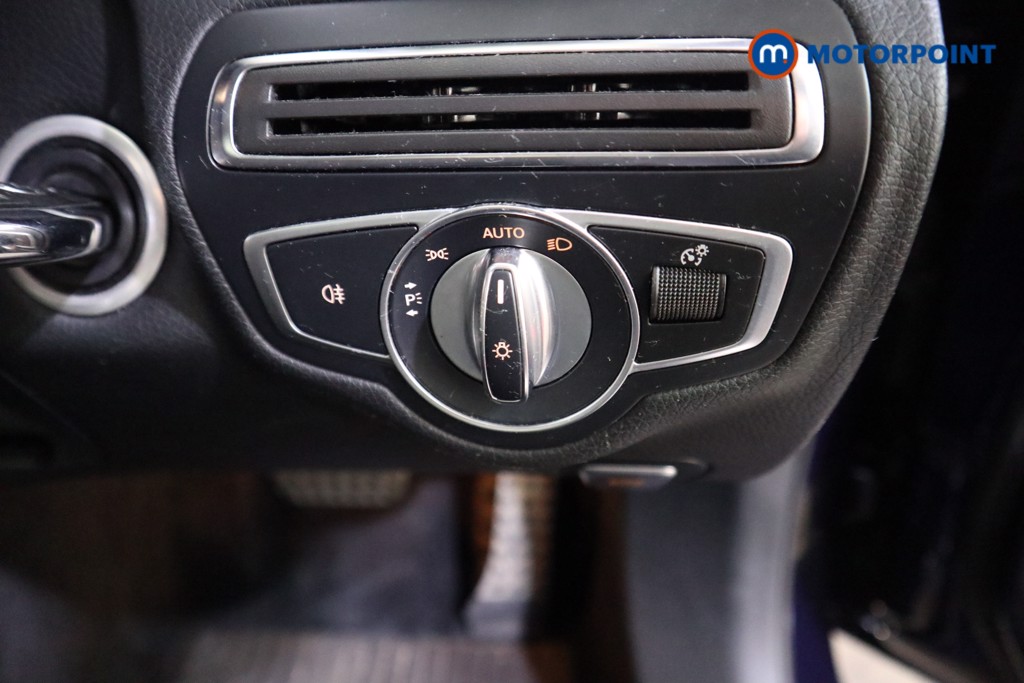 Used Mercedes-Benz C Class 2018 for sale - 77401748: Photo 17