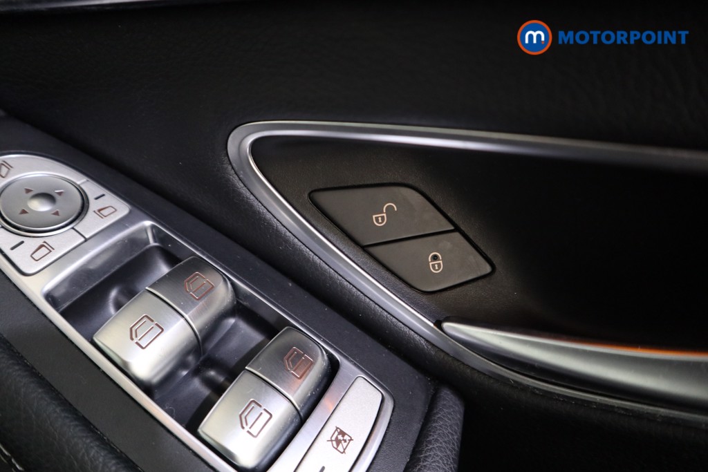 Used Mercedes-Benz C Class 2018 for sale - 77401748: Photo 19