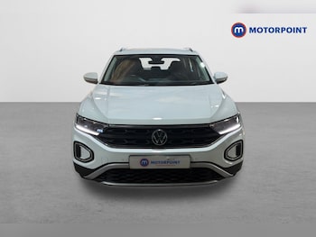 Used Volkswagen T-Roc 2023 for sale - 78496545: Photo