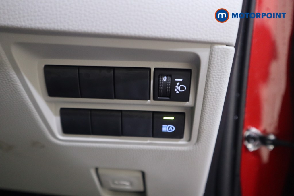 Used Toyota Yaris 2023 for sale - 76980188: Photo 19