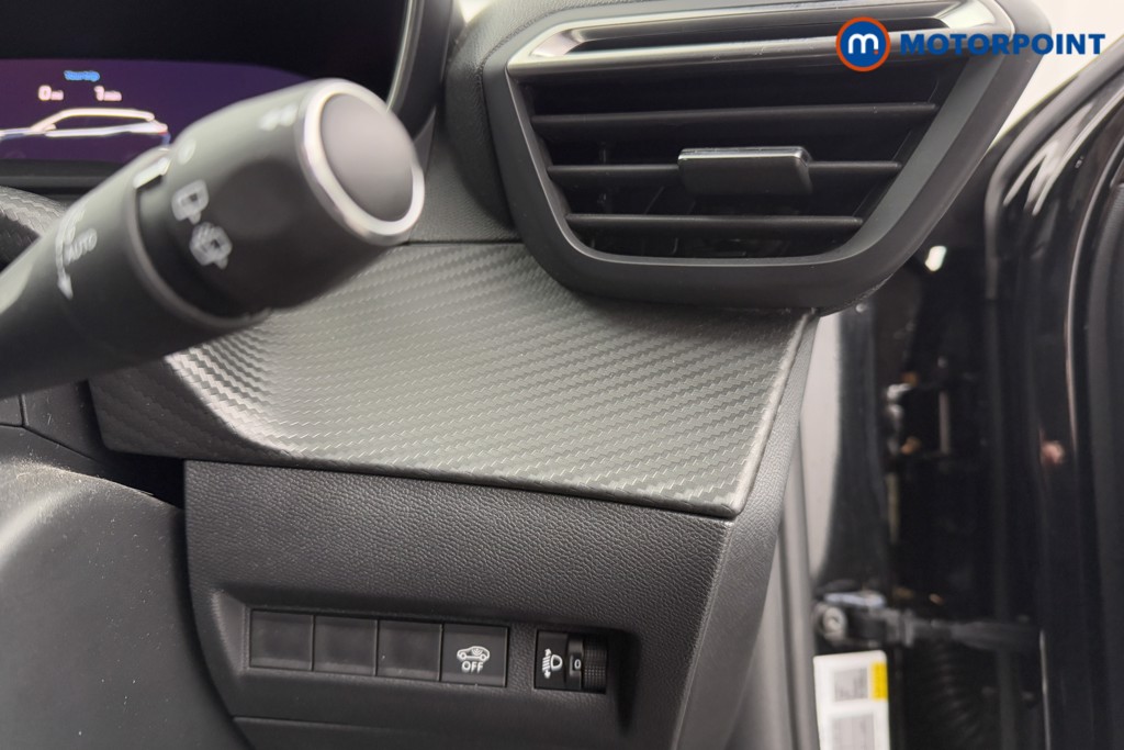 Used Peugeot 2008 2024 for sale - 77327105: Photo 25