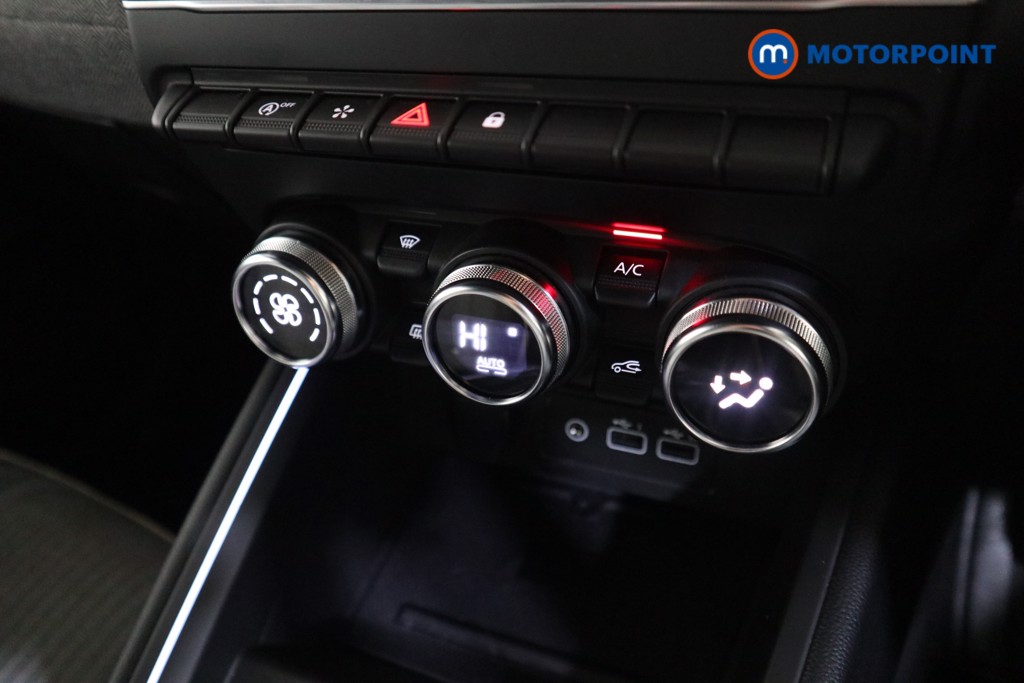 Used Renault Clio 2024 for sale - 77061805: Photo 16