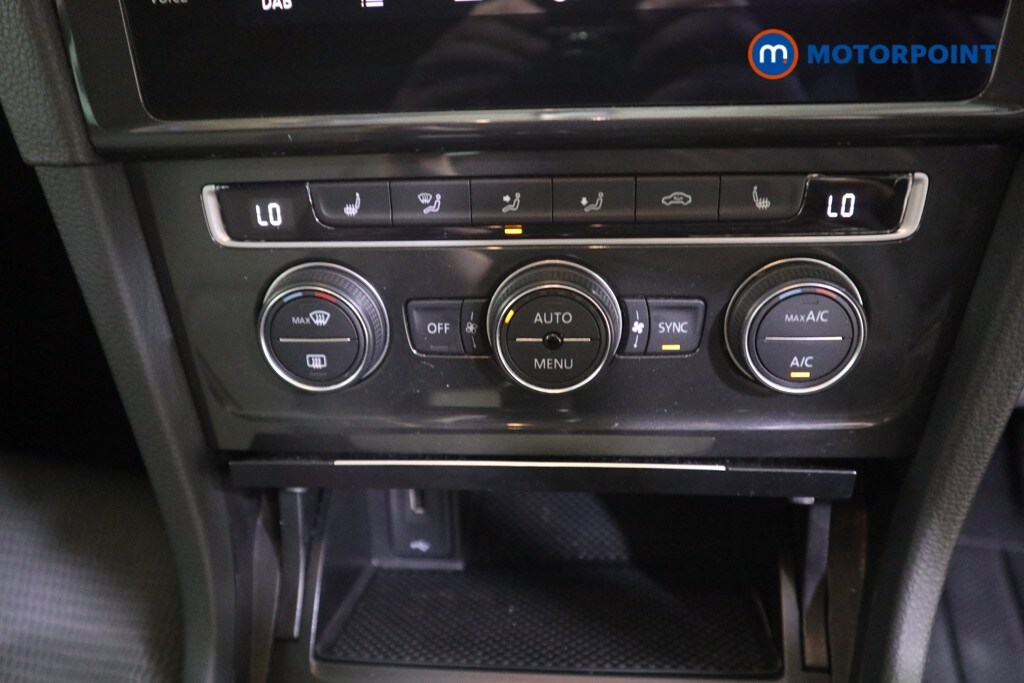 Used Volkswagen Golf 2020 for sale - 76105055: Photo 15