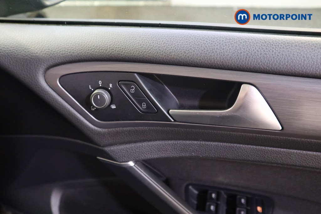 Used Volkswagen Golf 2020 for sale - 76105055: Photo 17