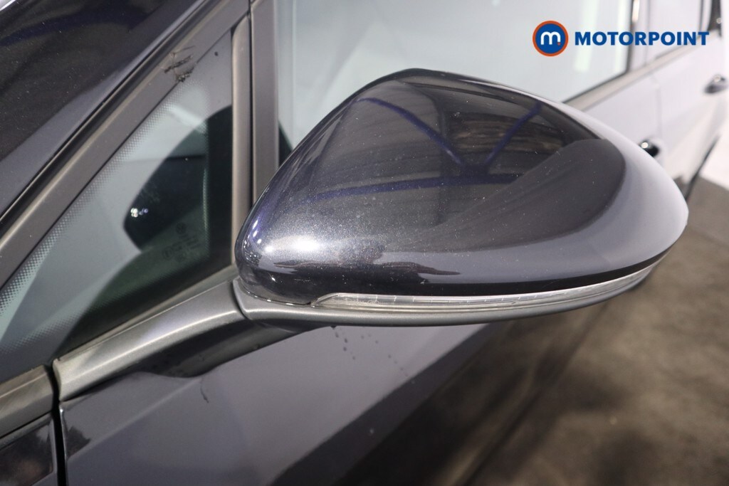 Used Volkswagen Golf 2020 for sale - 76105055: Photo 32