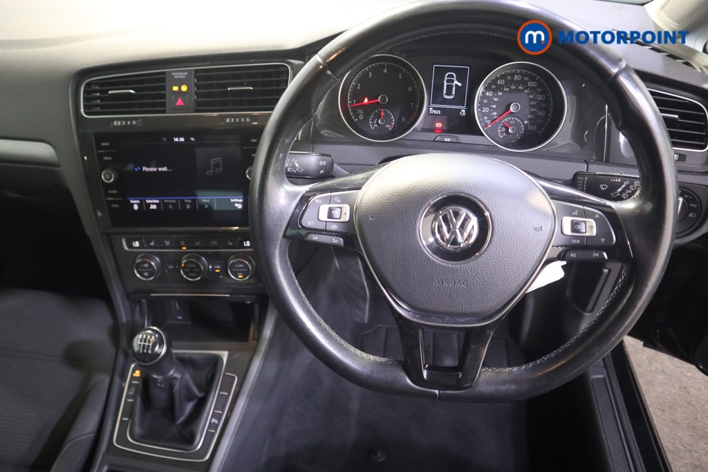Used Volkswagen Golf 2020 for sale - 76105055: Photo 9
