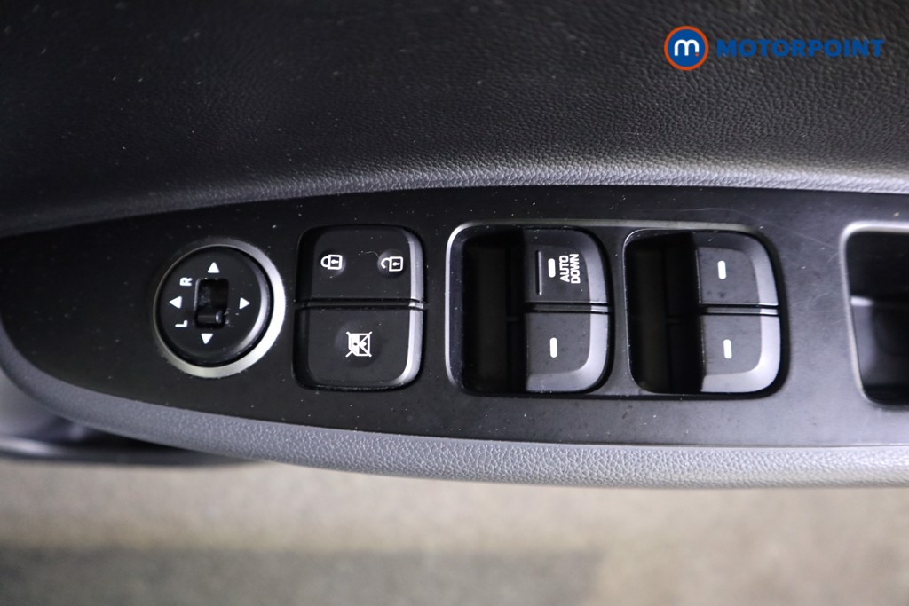 Used Hyundai i10 2019 for sale - 77079680: Photo 16