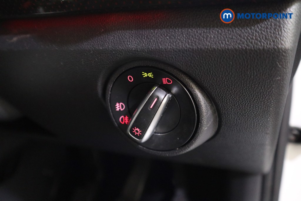 Used Volkswagen up! 2018 for sale - 77529614: Photo 21