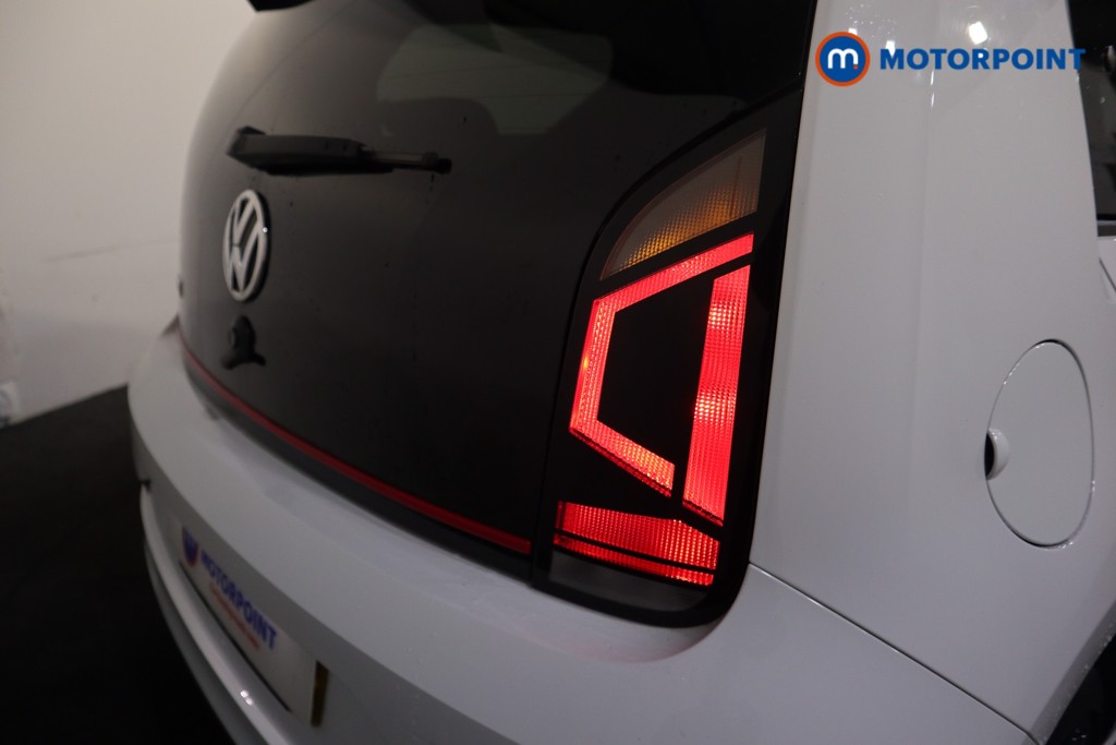 Used Volkswagen up! 2018 for sale - 77529614: Photo 32