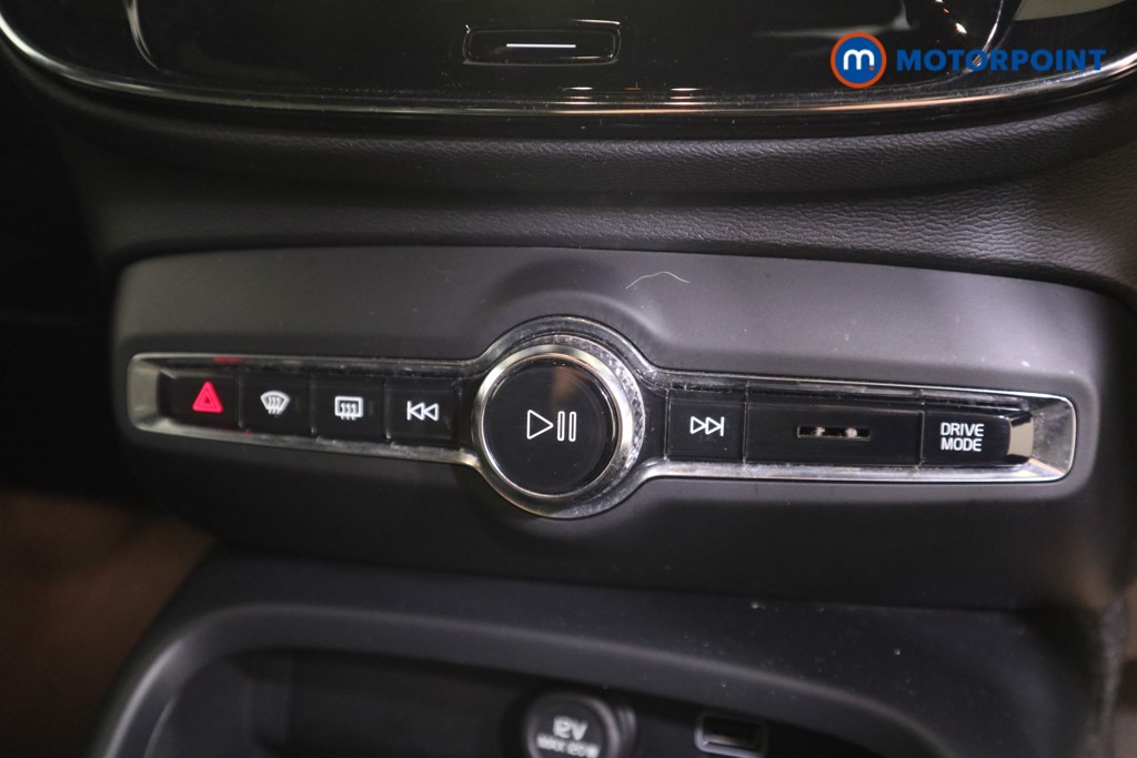 Used Volvo XC40 2021 for sale - 77590862: Photo 15