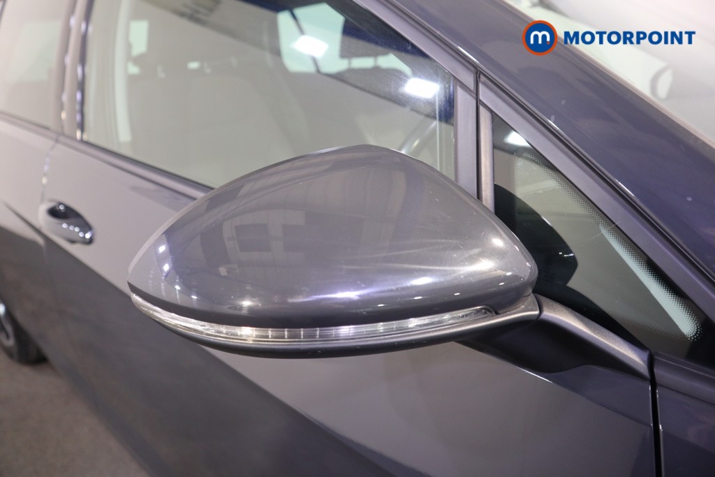 Used Volkswagen Golf 2019 for sale - 77617304: Photo 42