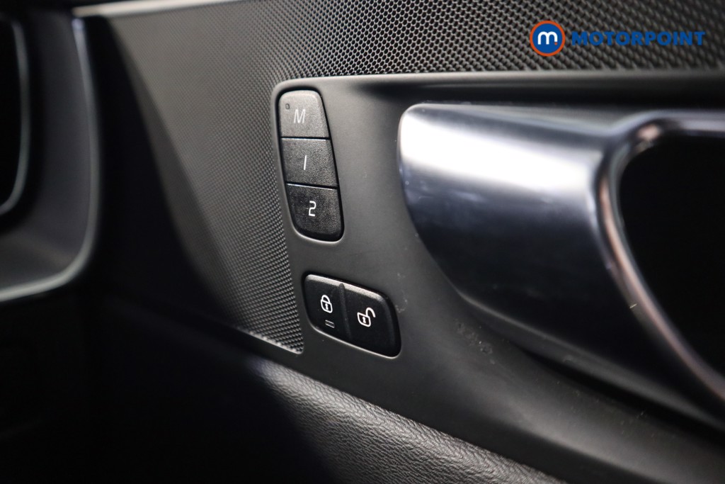 Used Volvo XC60 2021 for sale - 76835795: Photo 14